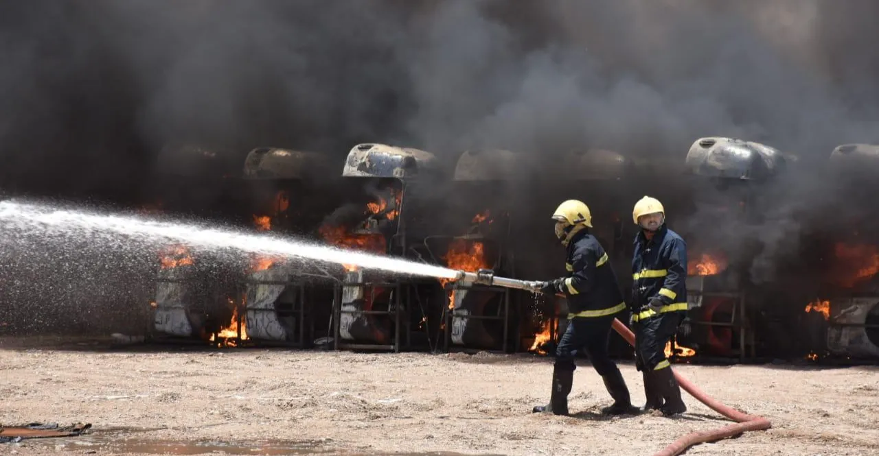 اندلاع حريق كبير داخل مخزن للألعاب النارية في منطقة السيدية ببغداد