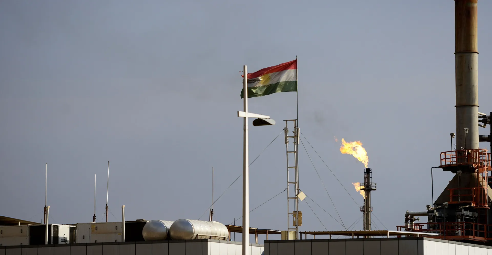 انفجاران مجهولان يهزان مصفاة نفطية على طريق كوير–أربيل